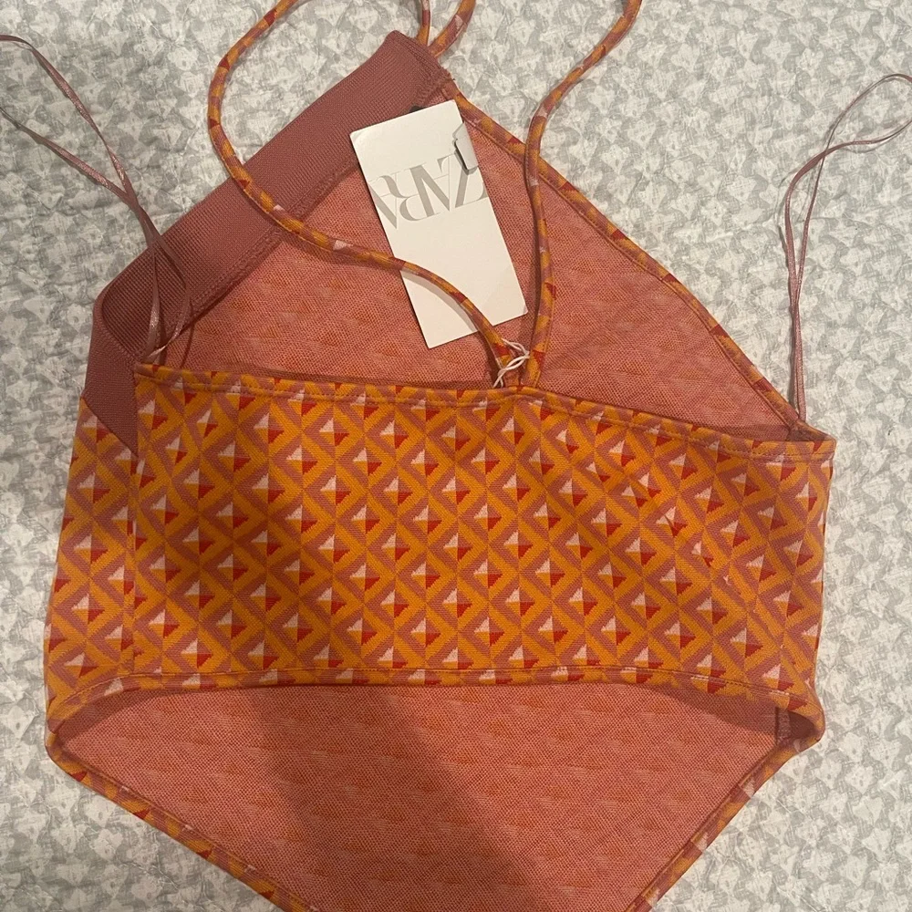 Geometric Patterned top - Picture 4 of 5
